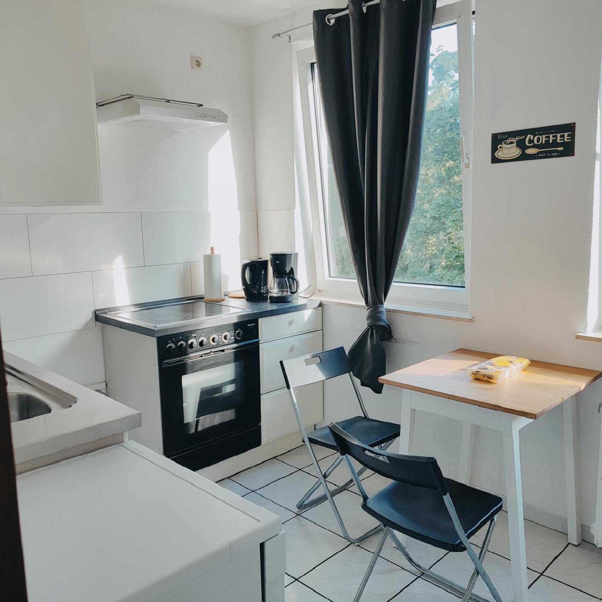 Ferienwohnung Monteurwohnung Messewohnung Duisburg Sued Grenze Duesseldorf 6 Personen Buitenkant foto